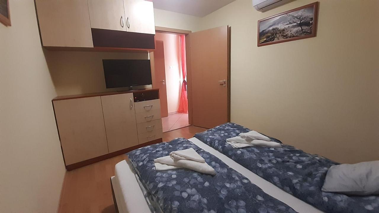 Elizabet Apartman A Belvarosban Сарваш Экстерьер фото